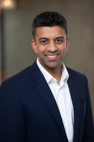 Mr Arun Ray, Consultant Orthopaedic Surgeon